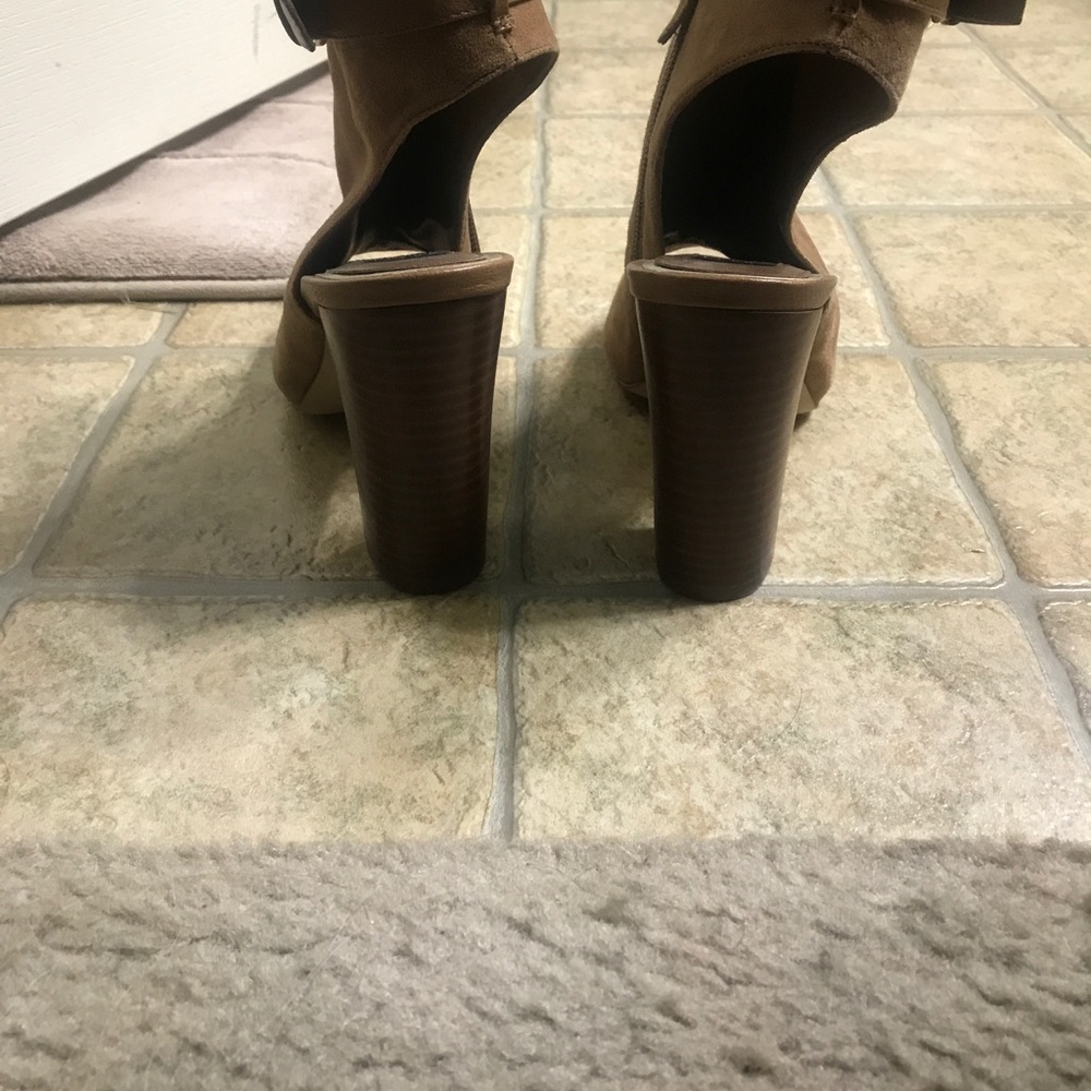 Booties - Picture 3 of 4